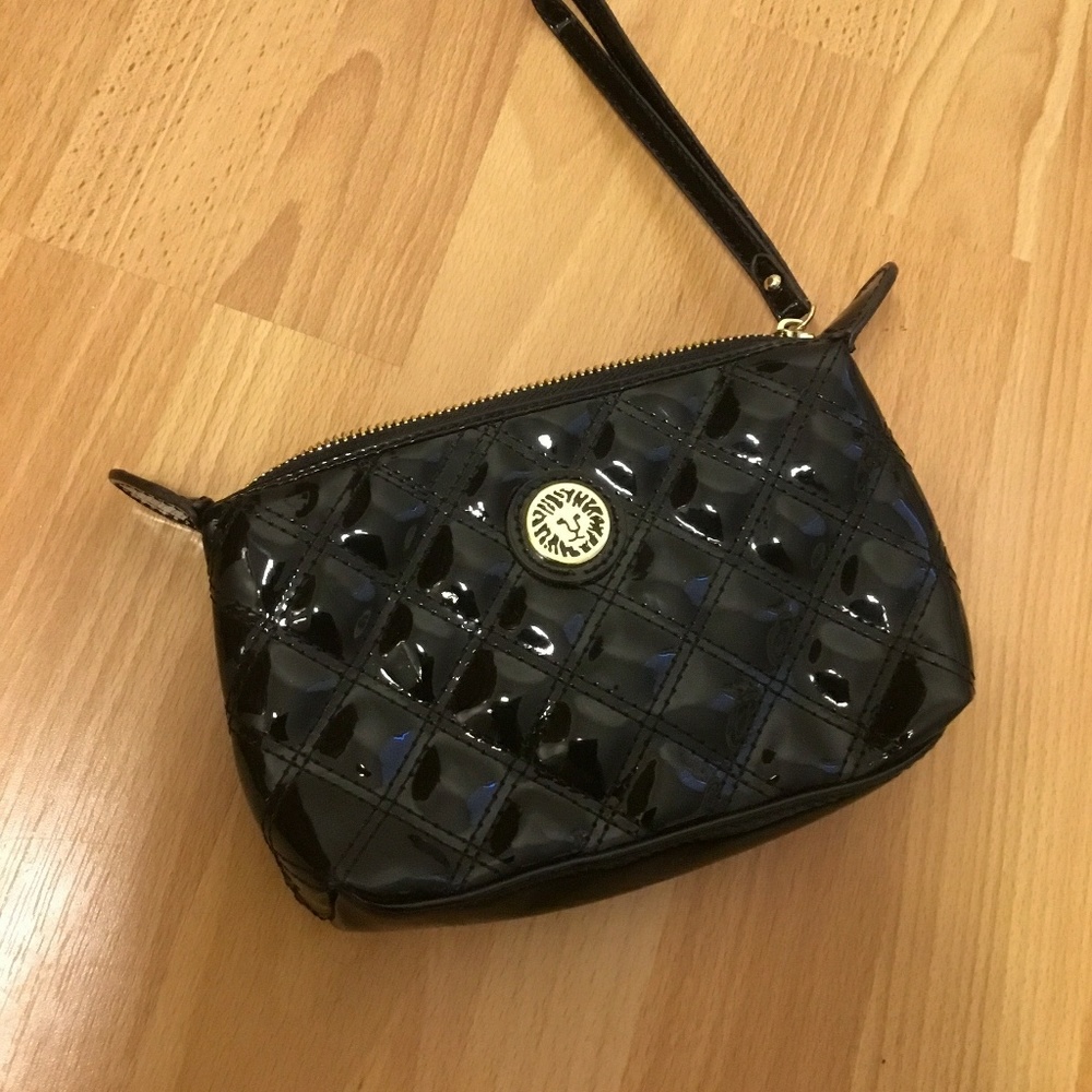 a teeny, tiny purse